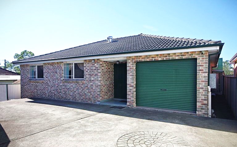 83a Acacia Ave, Punchbowl, NSW 2196