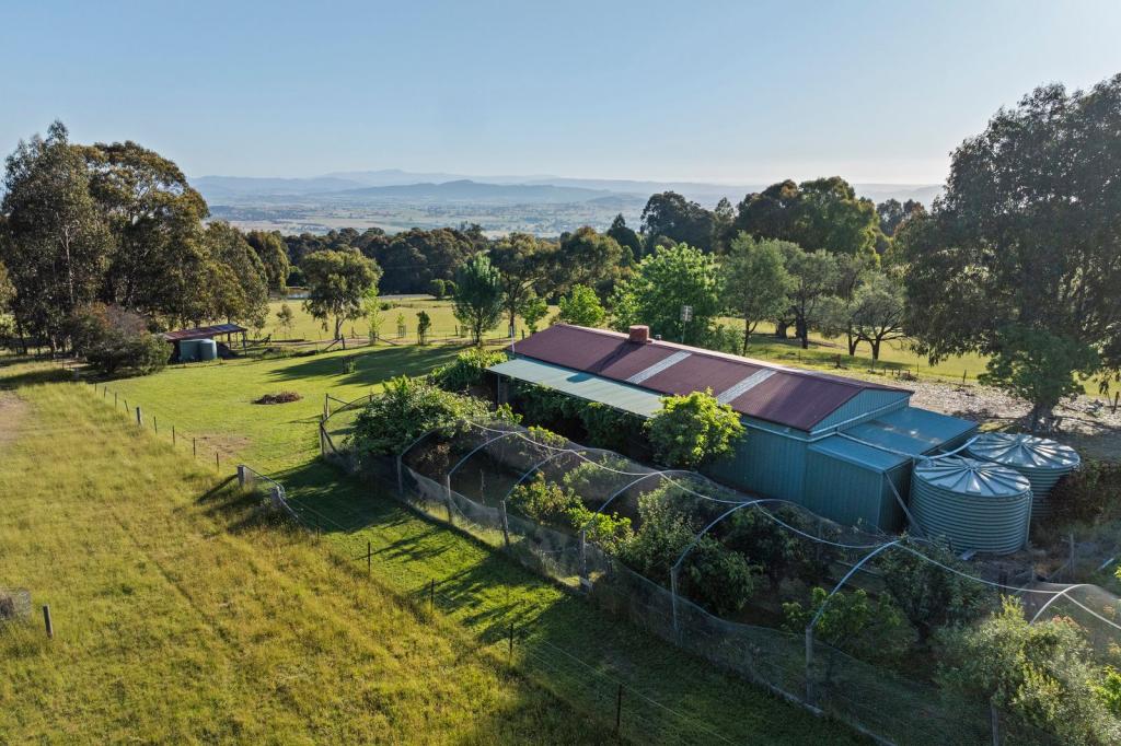 174 Bromfield Dr, Barwite, VIC 3722