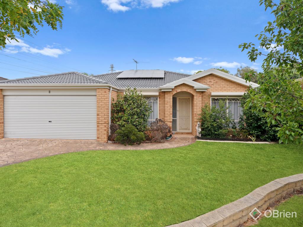 11 Gilja Ct, Cranbourne West, VIC 3977