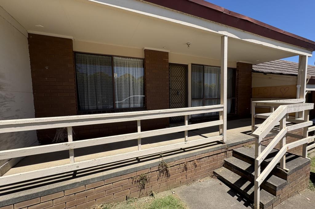 2/234 Princes Hwy, Drouin, VIC 3818