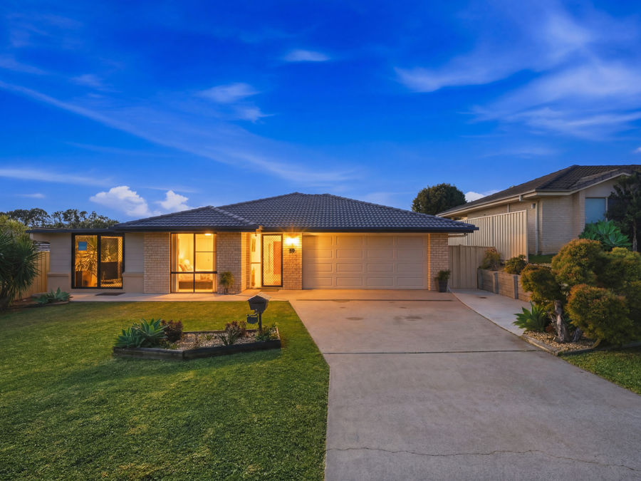 10 Preston Dr, Macksville, NSW 2447