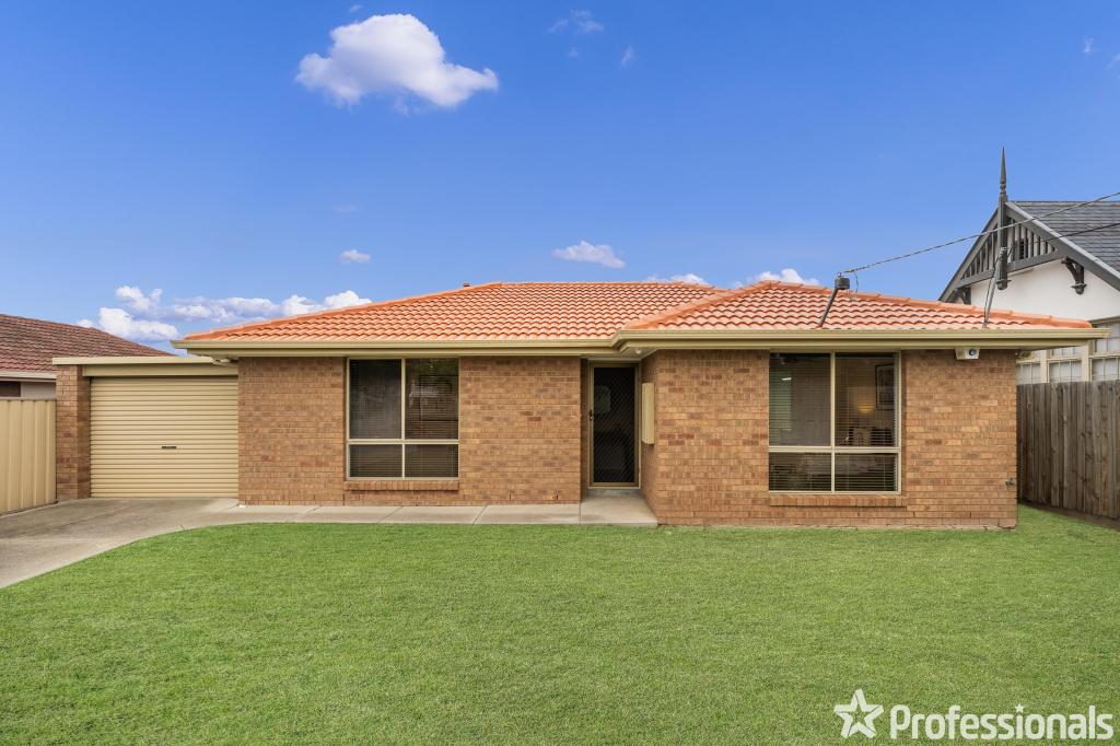 19 Cameron Ave, Altona Meadows, VIC 3028