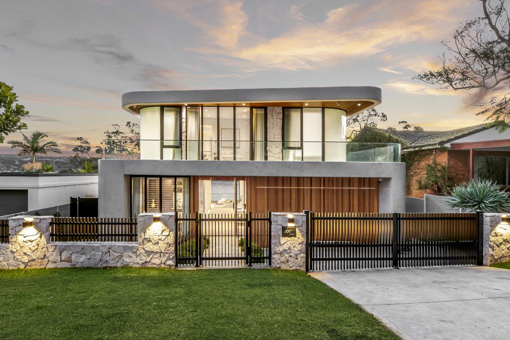 206 HUDSON PDE, CLAREVILLE, NSW 2107