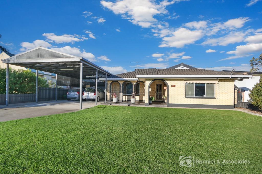 496 Danes St, Lavington, NSW 2641