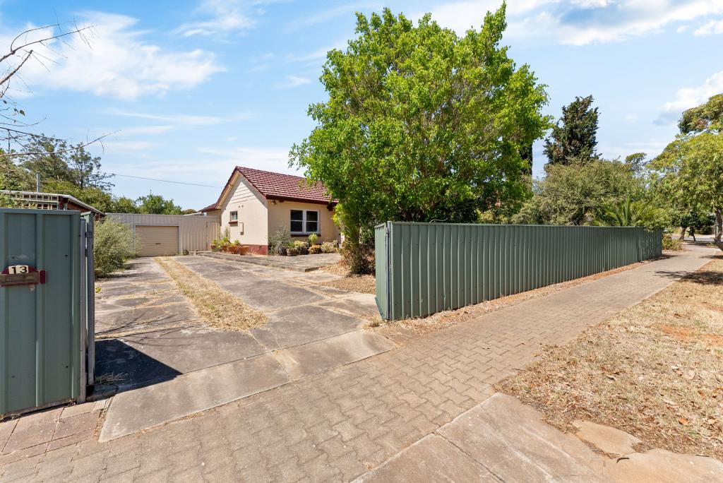 13 ALLINGTON ST, ELIZABETH GROVE, SA 5112
