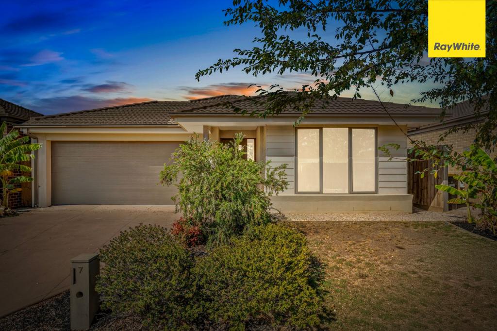7 FELLOWS ST, WEIR VIEWS, VIC 3338