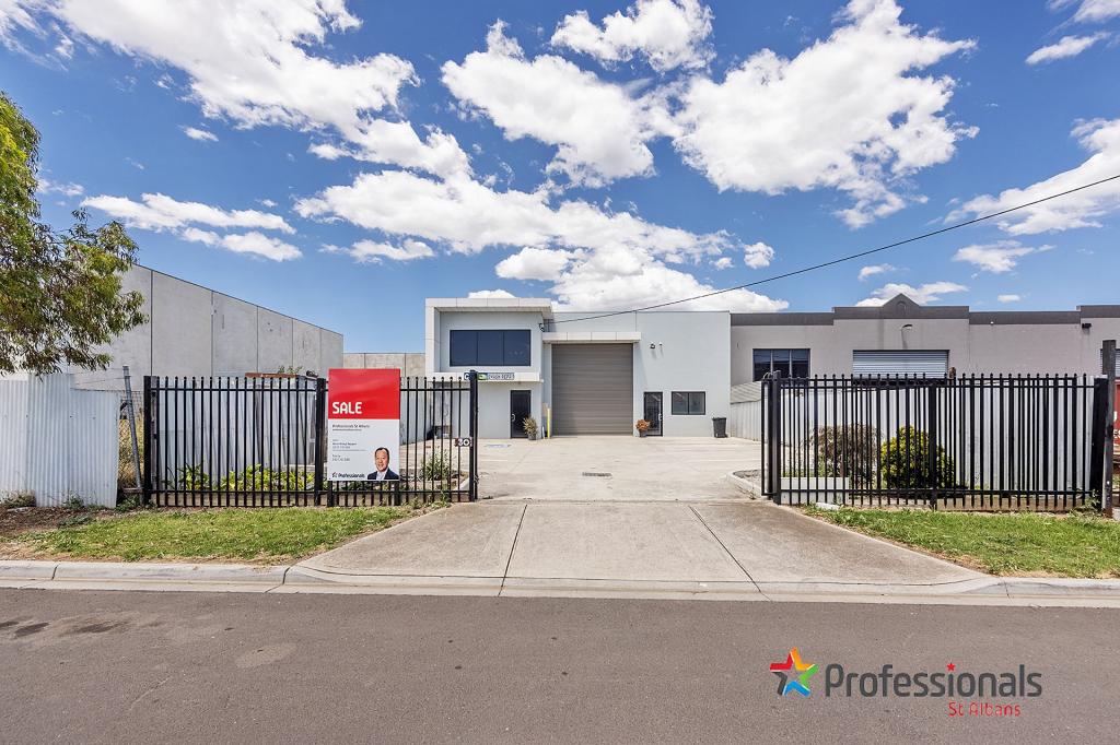 30 Imperial Ave, Sunshine North, VIC 3020