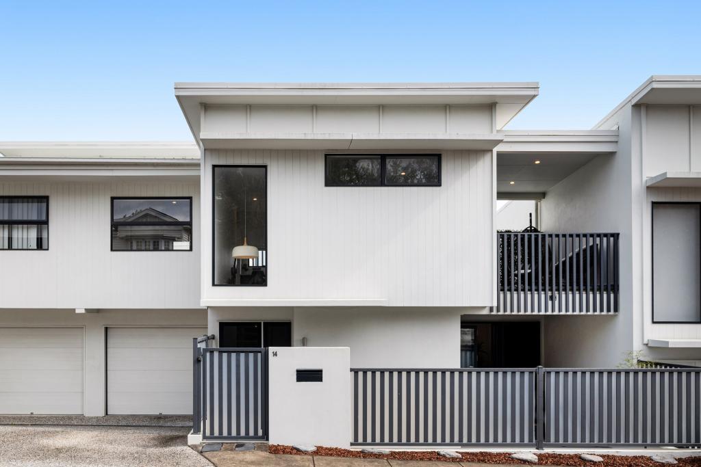 14 Gibson Lane, Morningside, QLD 4170