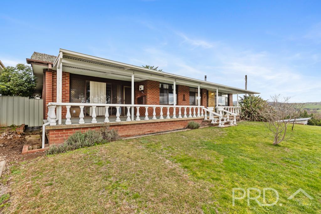 17 Simpson St, Tumut, NSW 2720