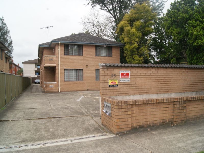 1/25 Sixth Ave, Campsie, NSW 2194
