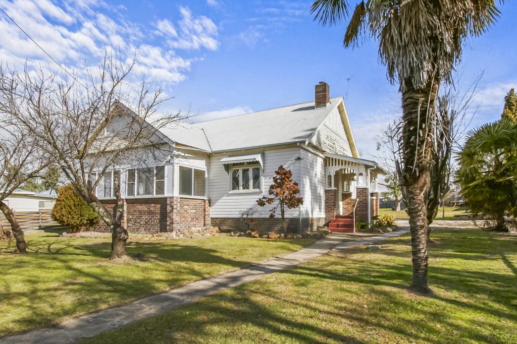 10 Park St, Uralla, NSW 2358