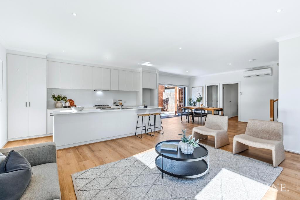 8 Leicester Sq, Seaholme, VIC 3018