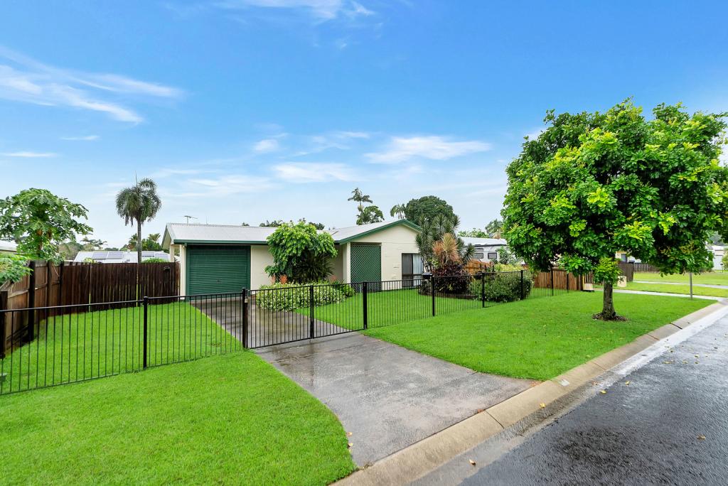 8 Bathurst Dr, Bentley Park, QLD 4869