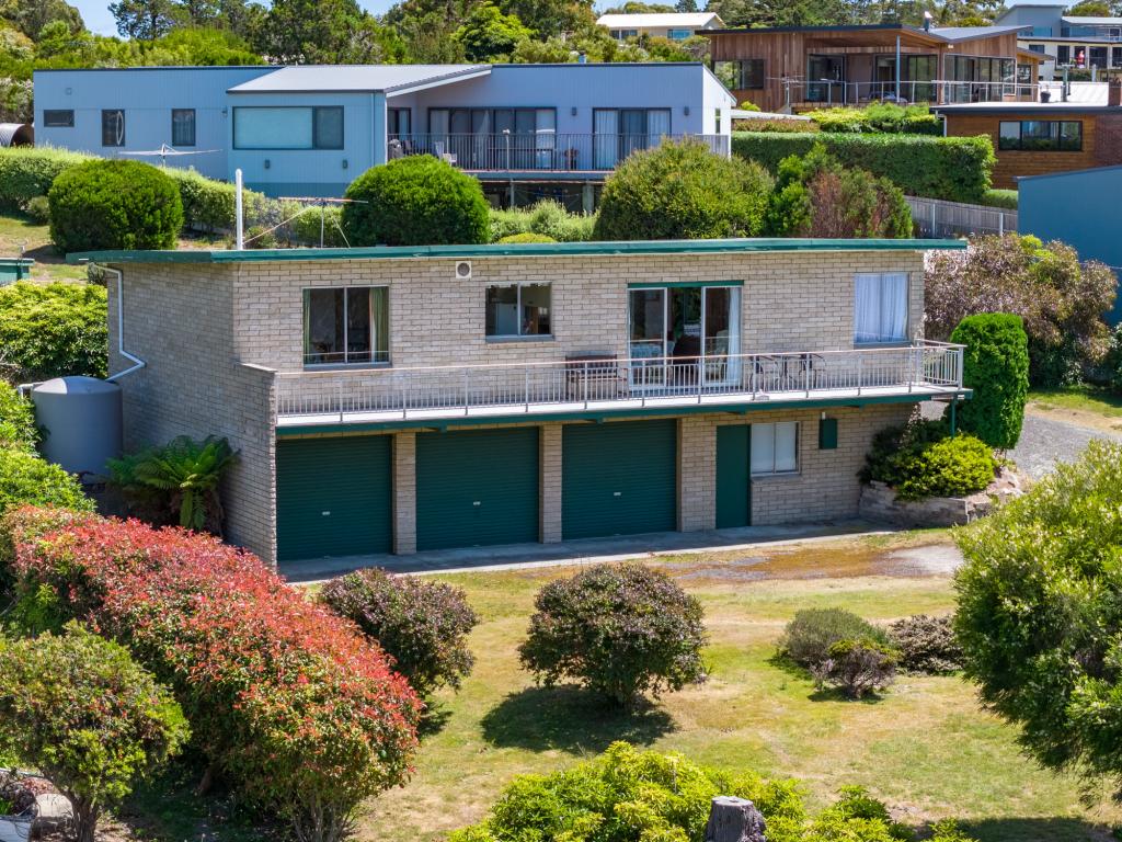 50 Jetty Rd, Coles Bay, TAS 7215