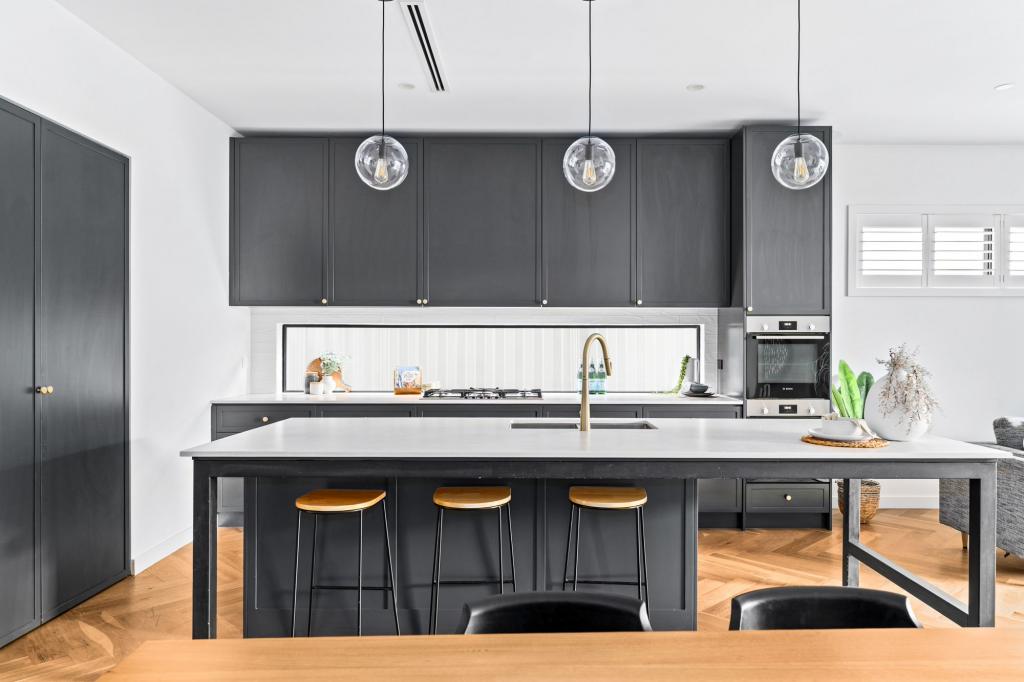 16a Macdonald Ave, Altona North, VIC 3025