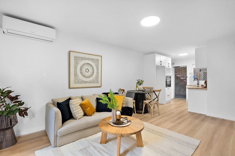 2/29 Heard Way, Glendalough, WA 6016