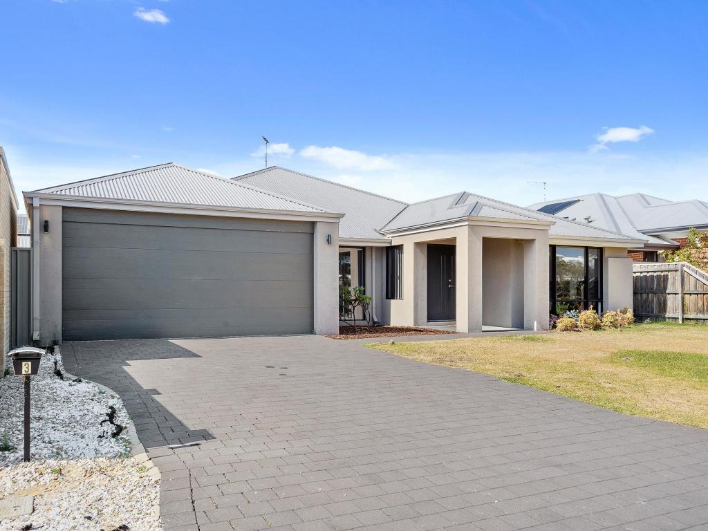 3 Decora Way, Halls Head, WA 6210