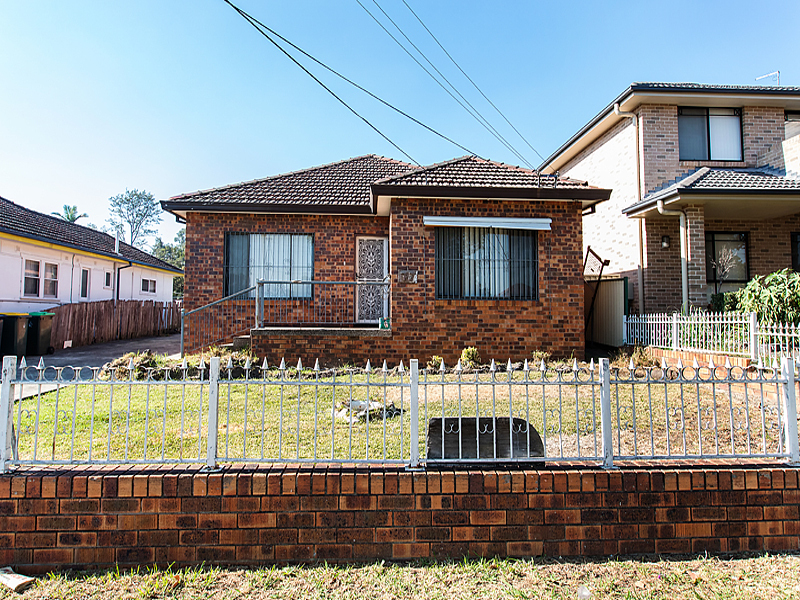 77 Edgar St, Bankstown, NSW 2200