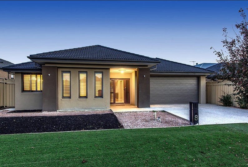 8 CHERRY LAKE GRN, CAROLINE SPRINGS, VIC 3023
