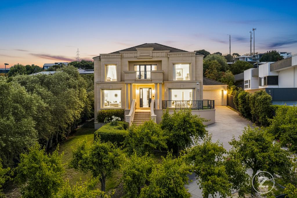 119 GROSVENOR DR, WANDANA HEIGHTS, VIC 3216