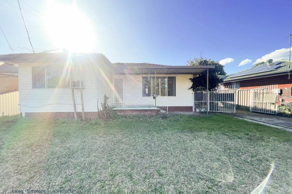 43 CHELSEA DR, CANLEY HEIGHTS, NSW 2166