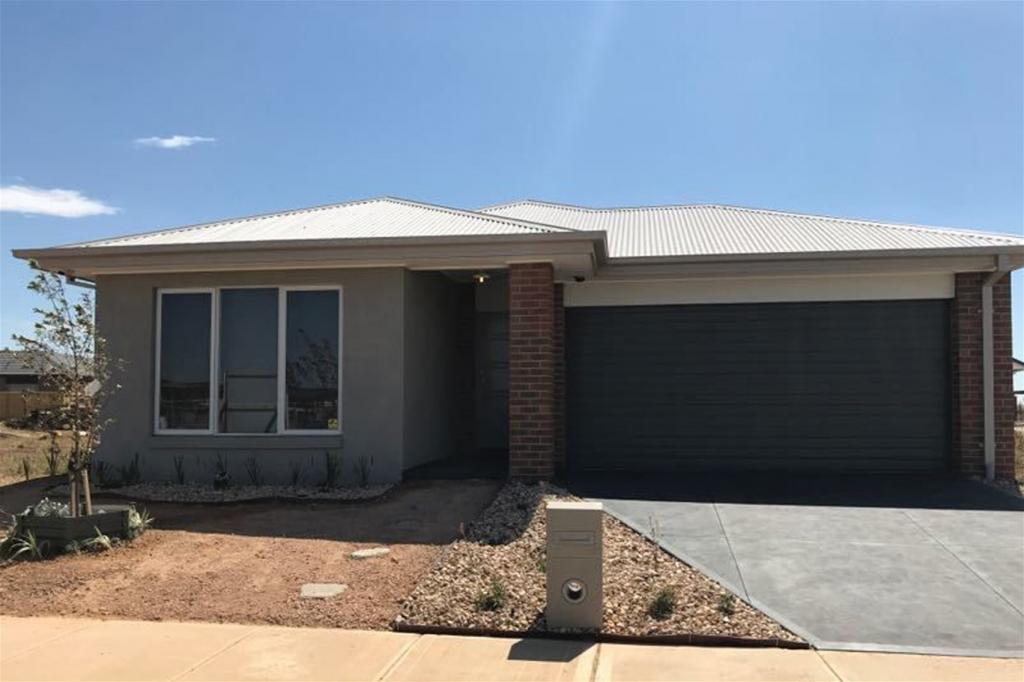 9 Lush Ave, Werribee, VIC 3030