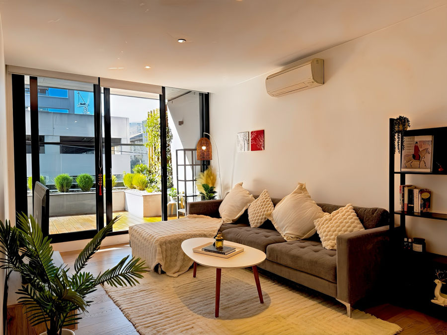 111/77 Queens Rd, Melbourne, VIC 3000