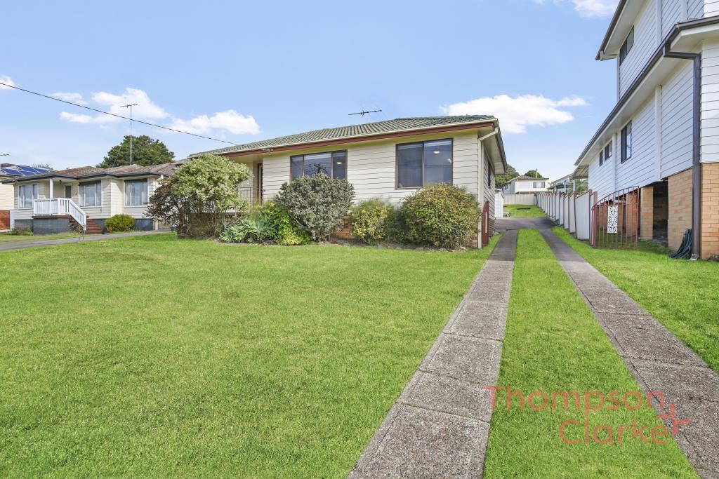 10 Hawkins St, Rutherford, NSW 2320