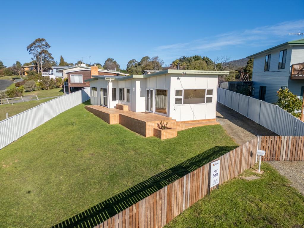 8 Helen Gr, St Helens, TAS 7216
