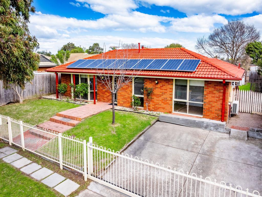 25 Heywood Cres, Cranbourne North, VIC 3977