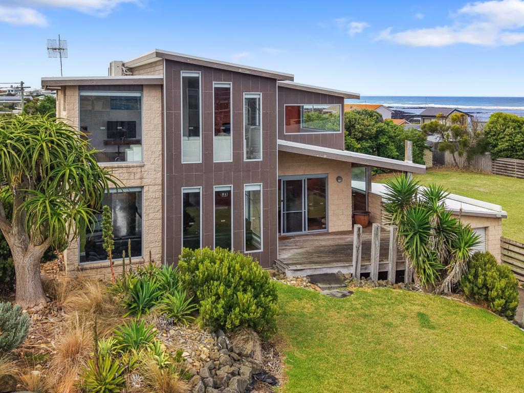 57 Philip St, Port Fairy, VIC 3284