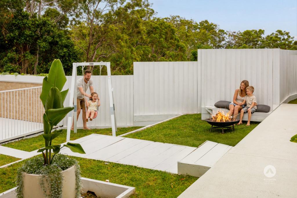 30 Fenton Dr, Tallebudgera, QLD 4228