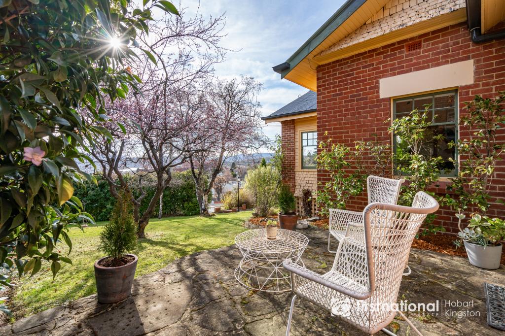 10 DOYLE AVE, MOUNT STUART, TAS 7000