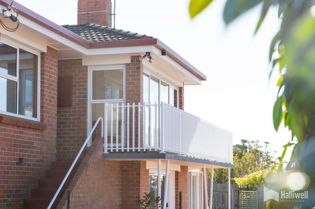 1, 118 James St, Devonport, TAS 7310