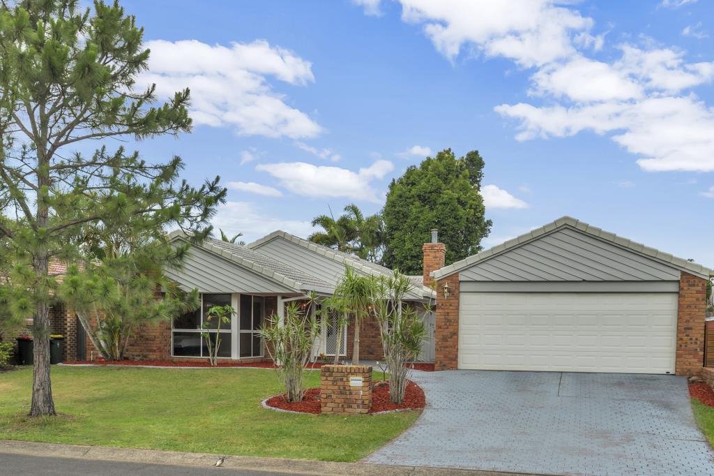 8 Codford Pl, Chapel Hill, QLD 4069