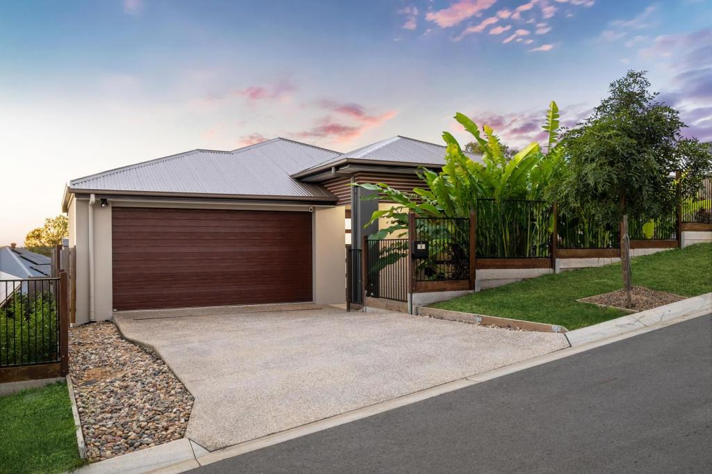 6 Capella St, South Ripley, QLD 4306