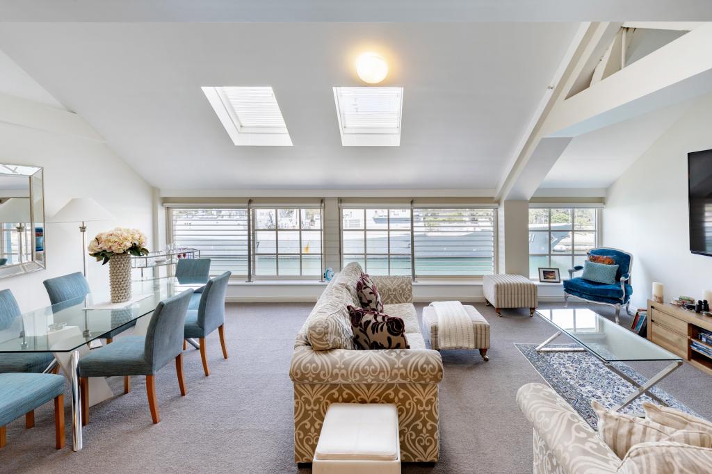 533/6 COWPER WHARF RD, WOOLLOOMOOLOO, NSW 2011