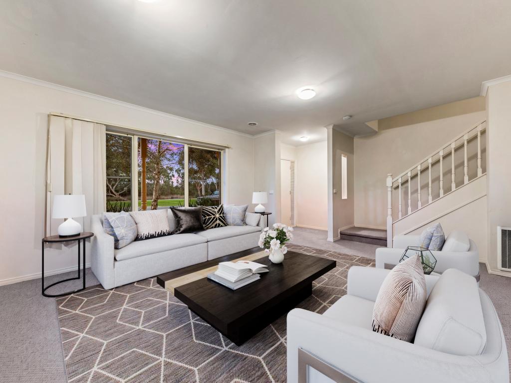 152 Paterson Dr, Lynbrook, VIC 3975