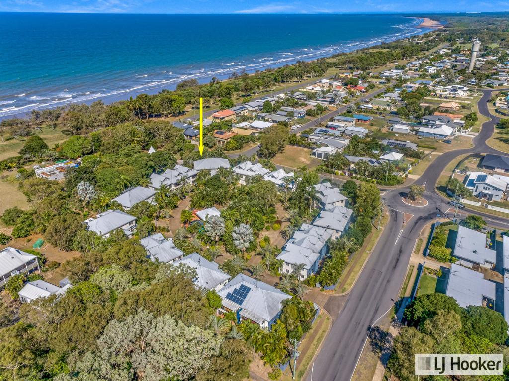 14/2 Sylvan Dr, Moore Park Beach, QLD 4670