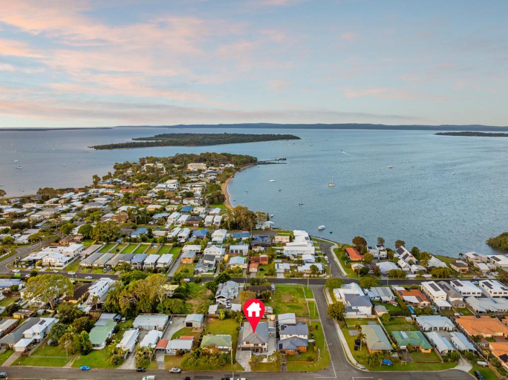 15 Moore St, Victoria Point, QLD 4165