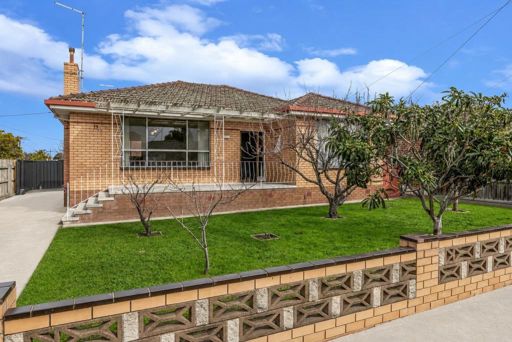 17 Alicia St, Bell Park, VIC 3215