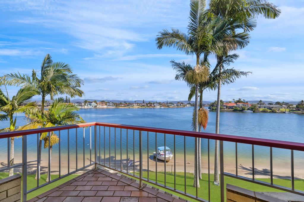 10/29 Duet Dr, Mermaid Waters, QLD 4218