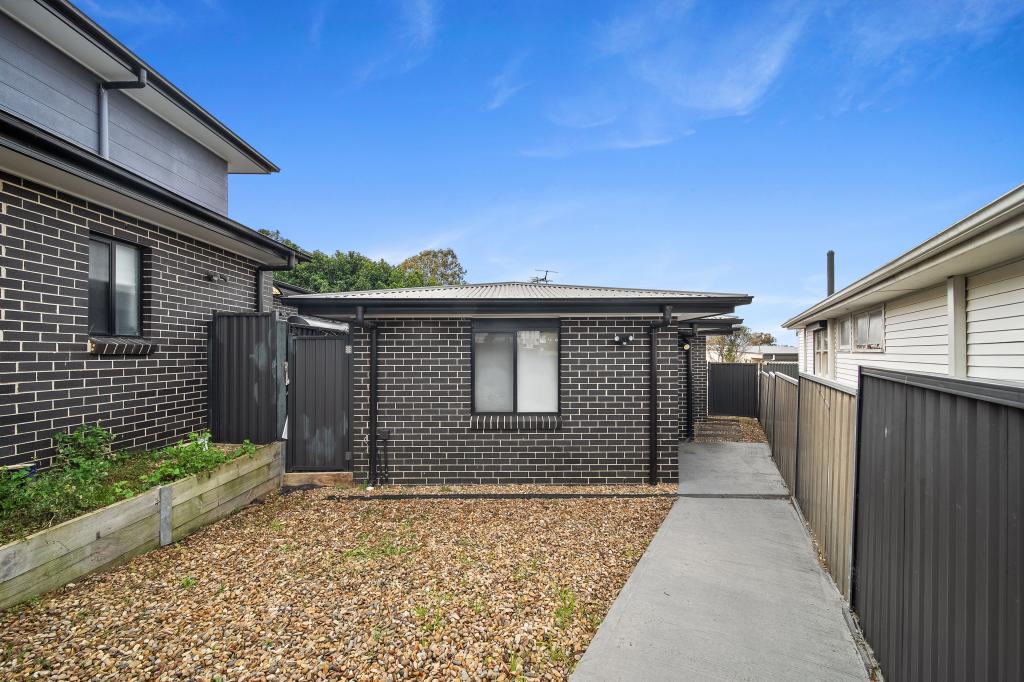 19a Hewison Ave, Green Valley, NSW 2168