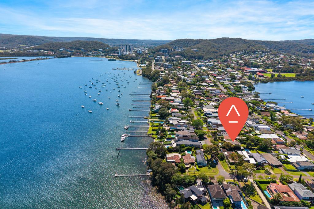 1 Eulalia Ave, Point Frederick, NSW 2250