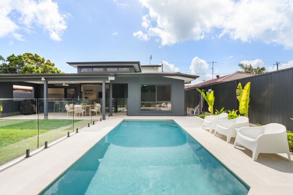 166 Townson Ave, Palm Beach, QLD 4221