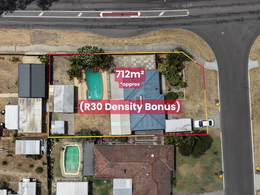 1 Oakajee Ct, Gosnells, WA 6110