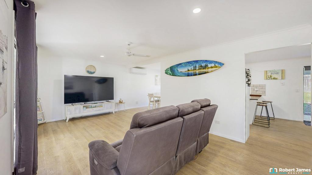 20 Hooper Cres, Tewantin, QLD 4565