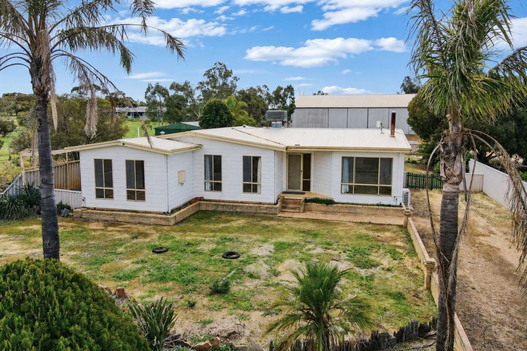 159 Manmanning Rd, Wongan Hills, WA 6603