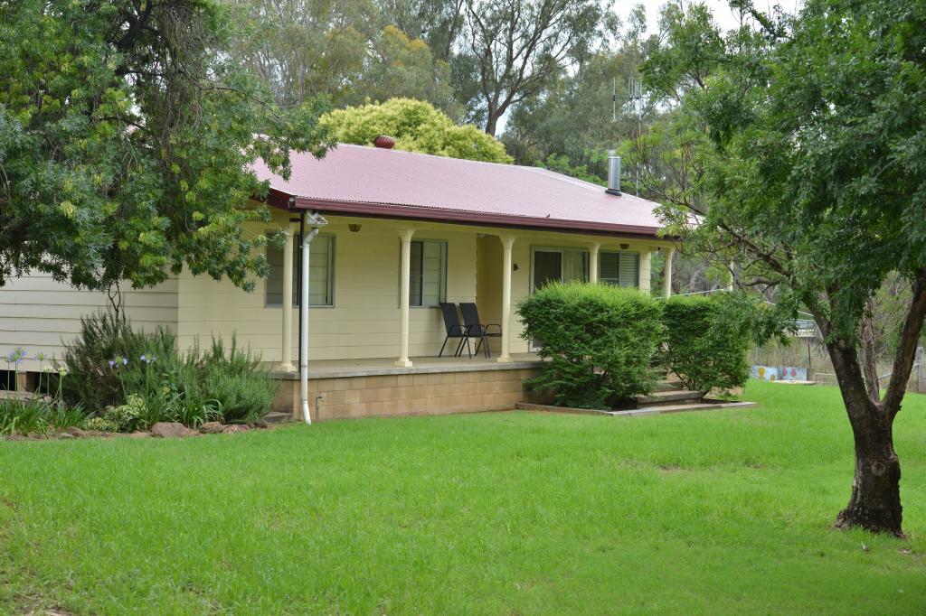 2 Liverpool St, Baradine, NSW 2396