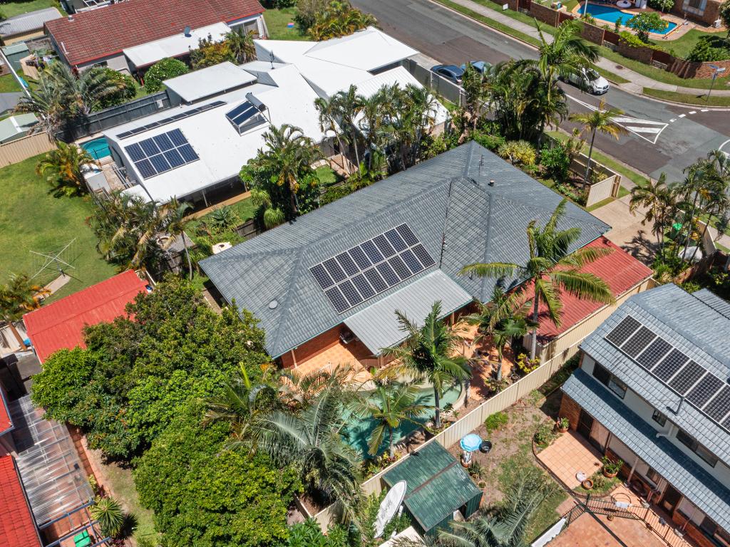 31 Jarrah St, Minyama, QLD 4575